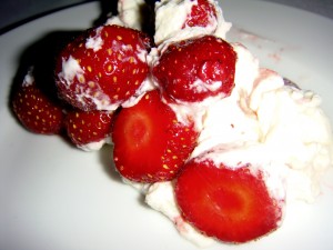 Tri Star Strawberries and Marscapone Cream