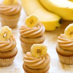 banana-caramel-cupcakes-fro